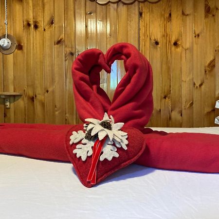 B&B Maison Vallomy Lillianes Экстерьер фото