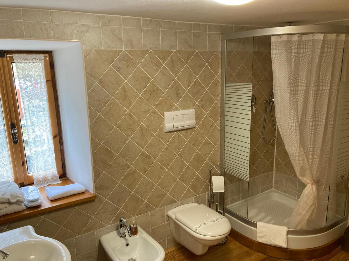 B&B Maison Vallomy Lillianes Экстерьер фото