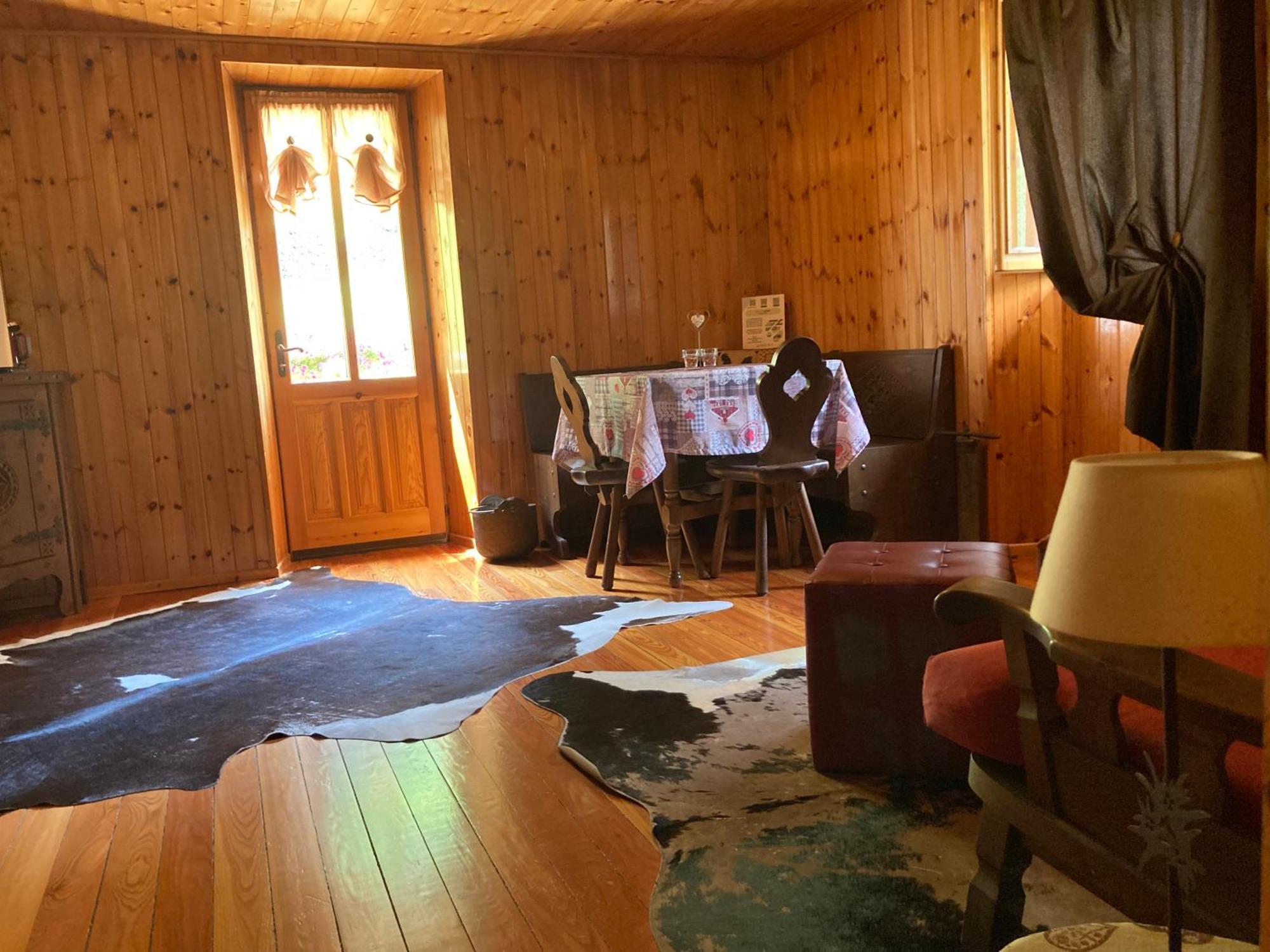 B&B Maison Vallomy Lillianes Экстерьер фото