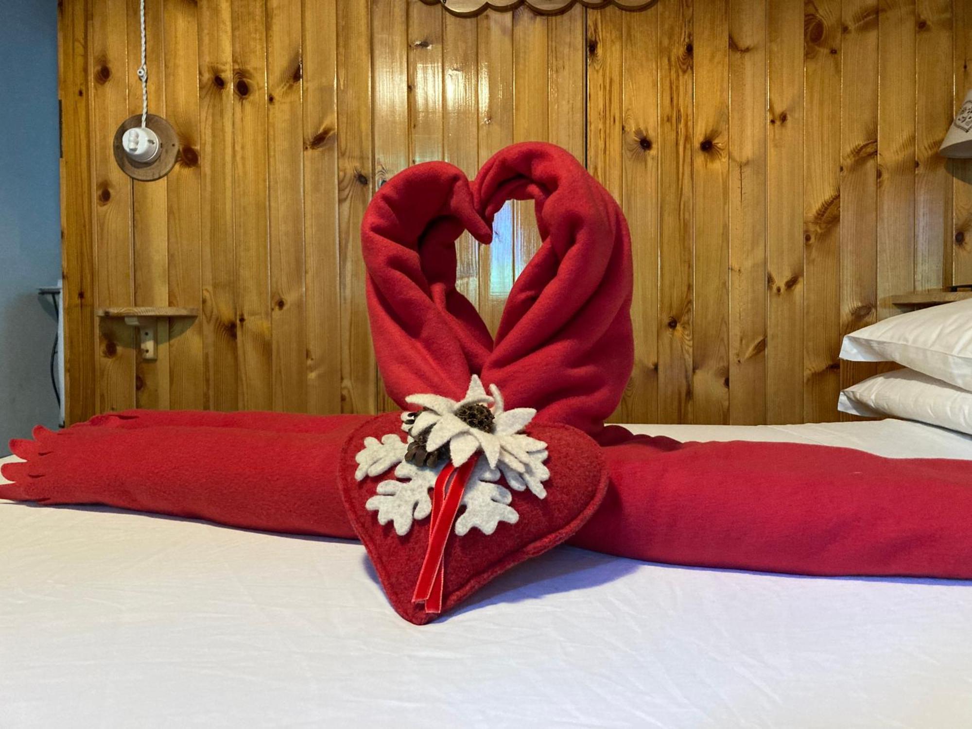 B&B Maison Vallomy Lillianes Экстерьер фото