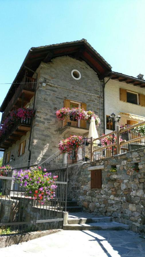 B&B Maison Vallomy Lillianes Экстерьер фото